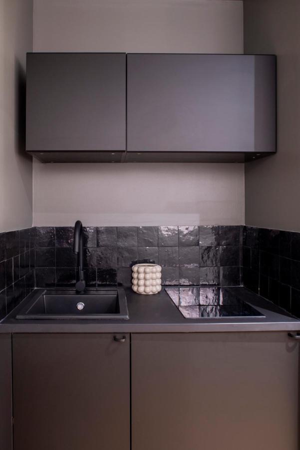 Georgia Apartment *