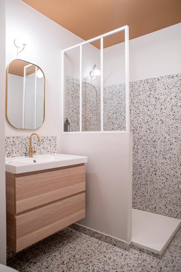 Georgia Apartment *